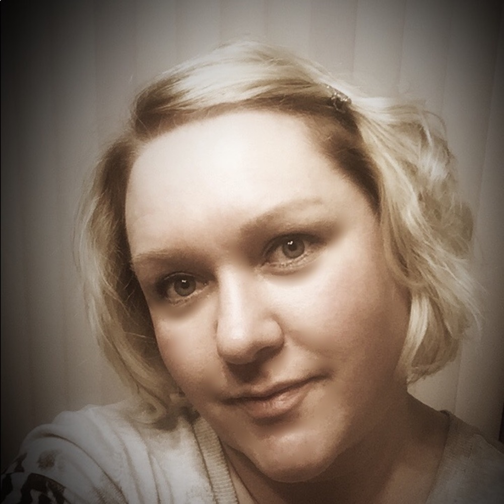 Meet your Posher, Becky